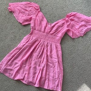 Women’s dress